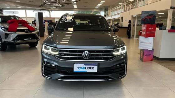 VOLKSWAGEN TIGUAN 2.0 300 TSI GASOLINA ALLSPACE R-LINE AUTOMÁTICO VOLKSWAGEN TIGUAN 2.0 300 TSI GASOLINA ALLSPACE R-LINE AUTOMÁTICO